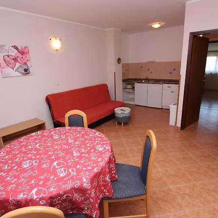 Rooms And Apartments Dino Rovinj Exterior photo