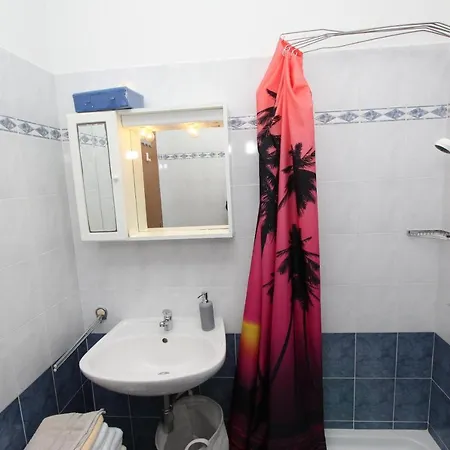 Rooms And Apartments Dino Rovinj Exterior photo