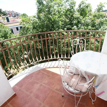 Rooms And Apartments Dino Rovinj Exterior photo