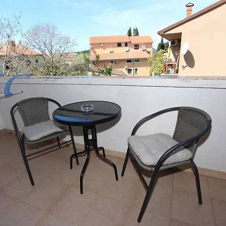 Rooms And Apartments Dino Rovinj Exterior photo