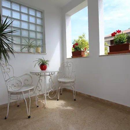 Rooms And Apartments Dino Rovinj Room photo