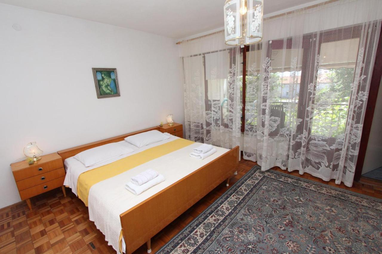 And Dino Apartment *